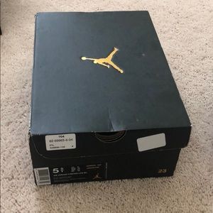 Air Jordan 11 Retro Low BG